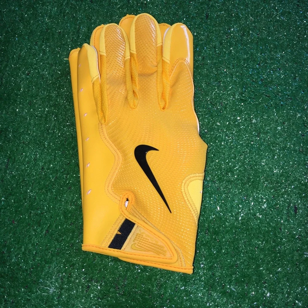EUC NFL NIKE VAPOR JET 8.0 WR FOOTBALL GLOVES MAGNIGRIP+ - Picture 1 of 6